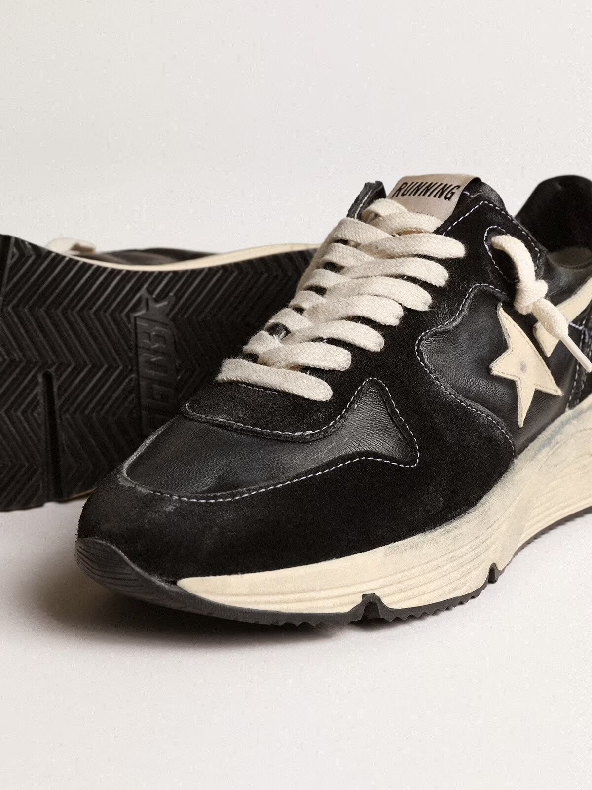Running Sole femme en nappa et daim noirs